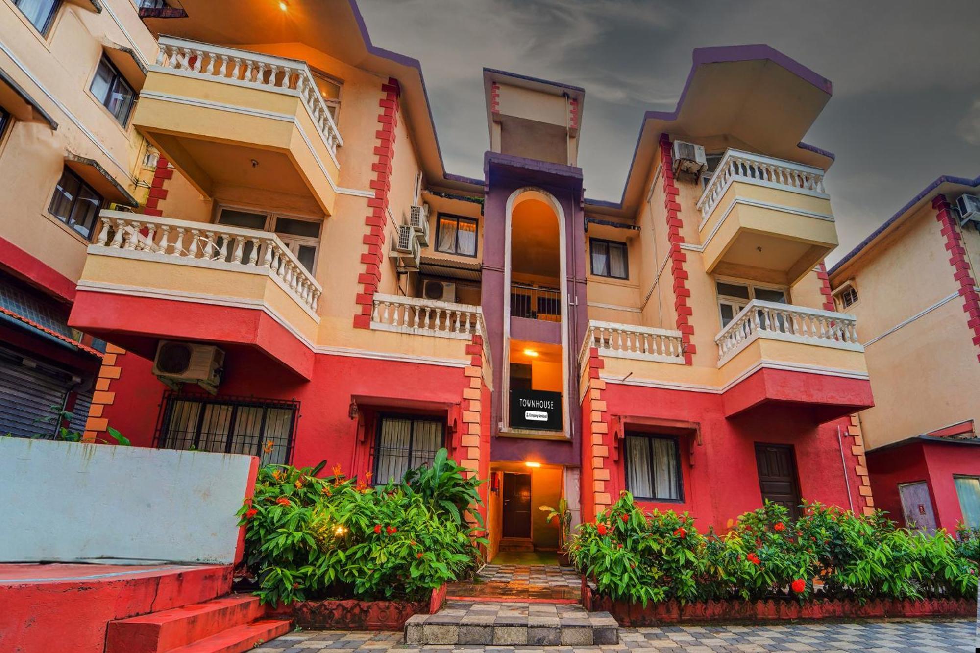 Super Townhouse Calangute - Baga Circle Formerly Park Avenue エクステリア 写真