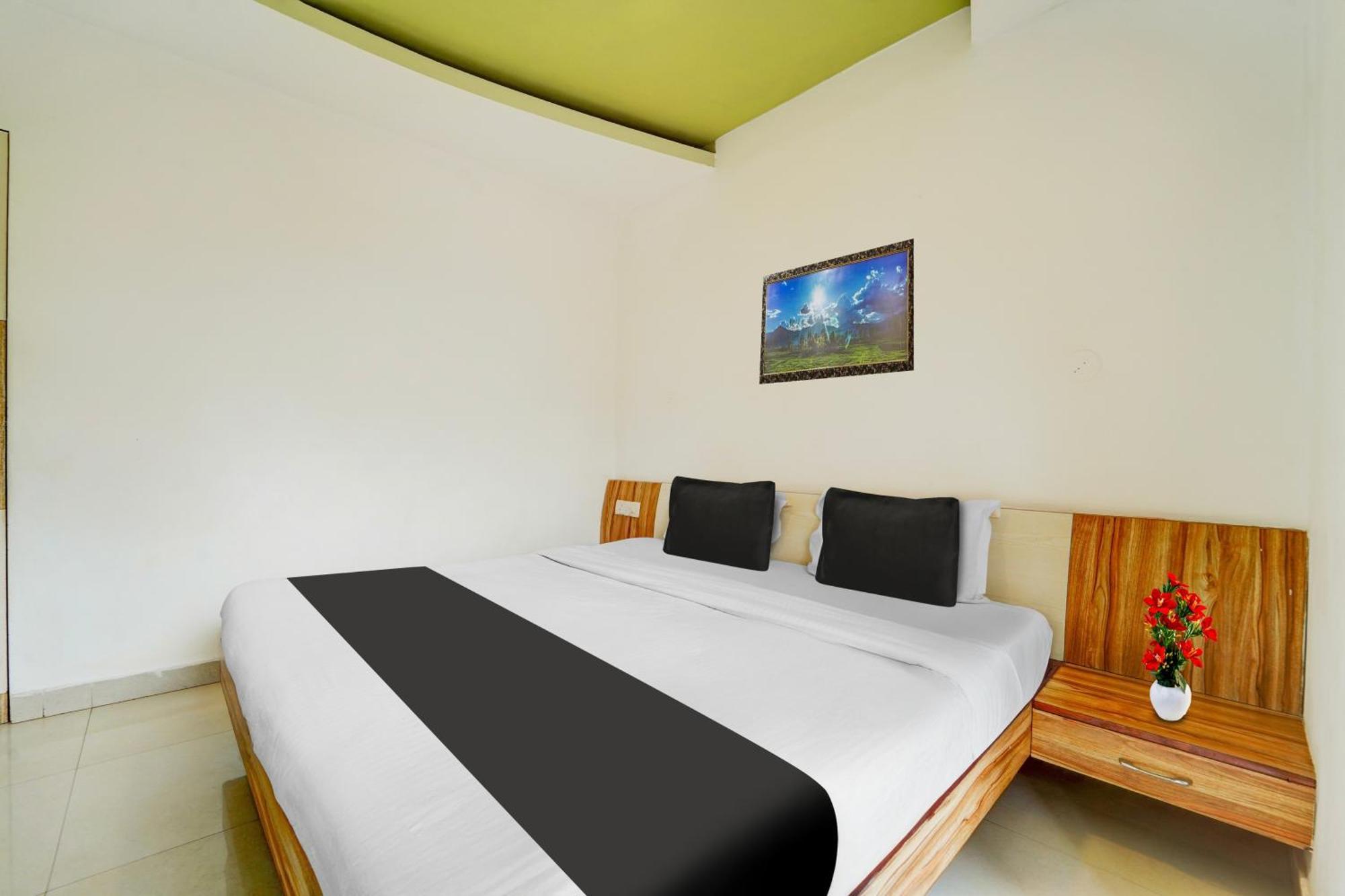 Super Townhouse Calangute - Baga Circle Formerly Park Avenue エクステリア 写真