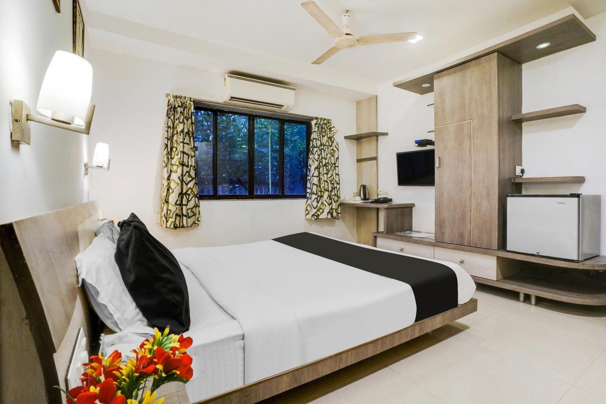 Super Townhouse Calangute - Baga Circle Formerly Park Avenue エクステリア 写真